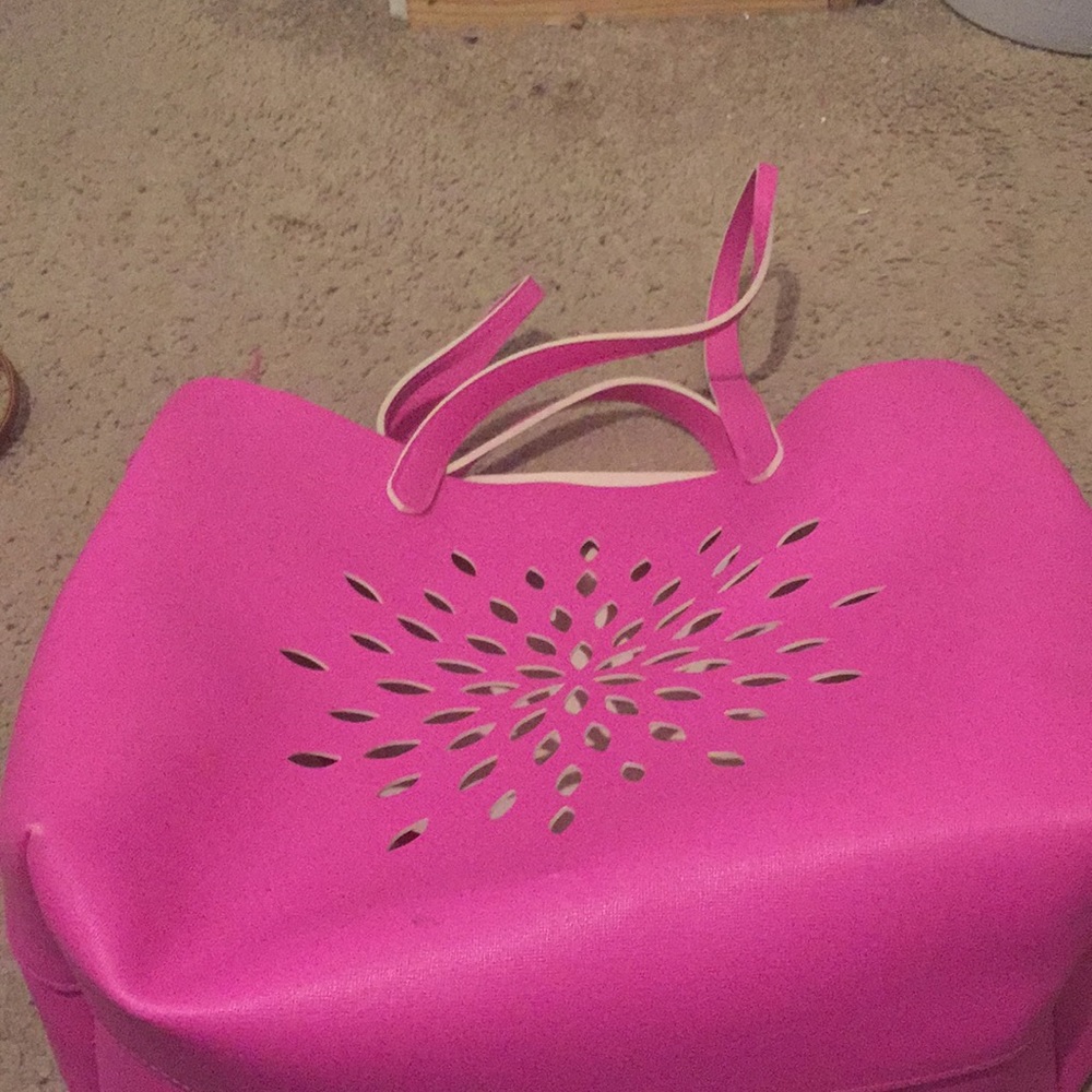 Pink tote